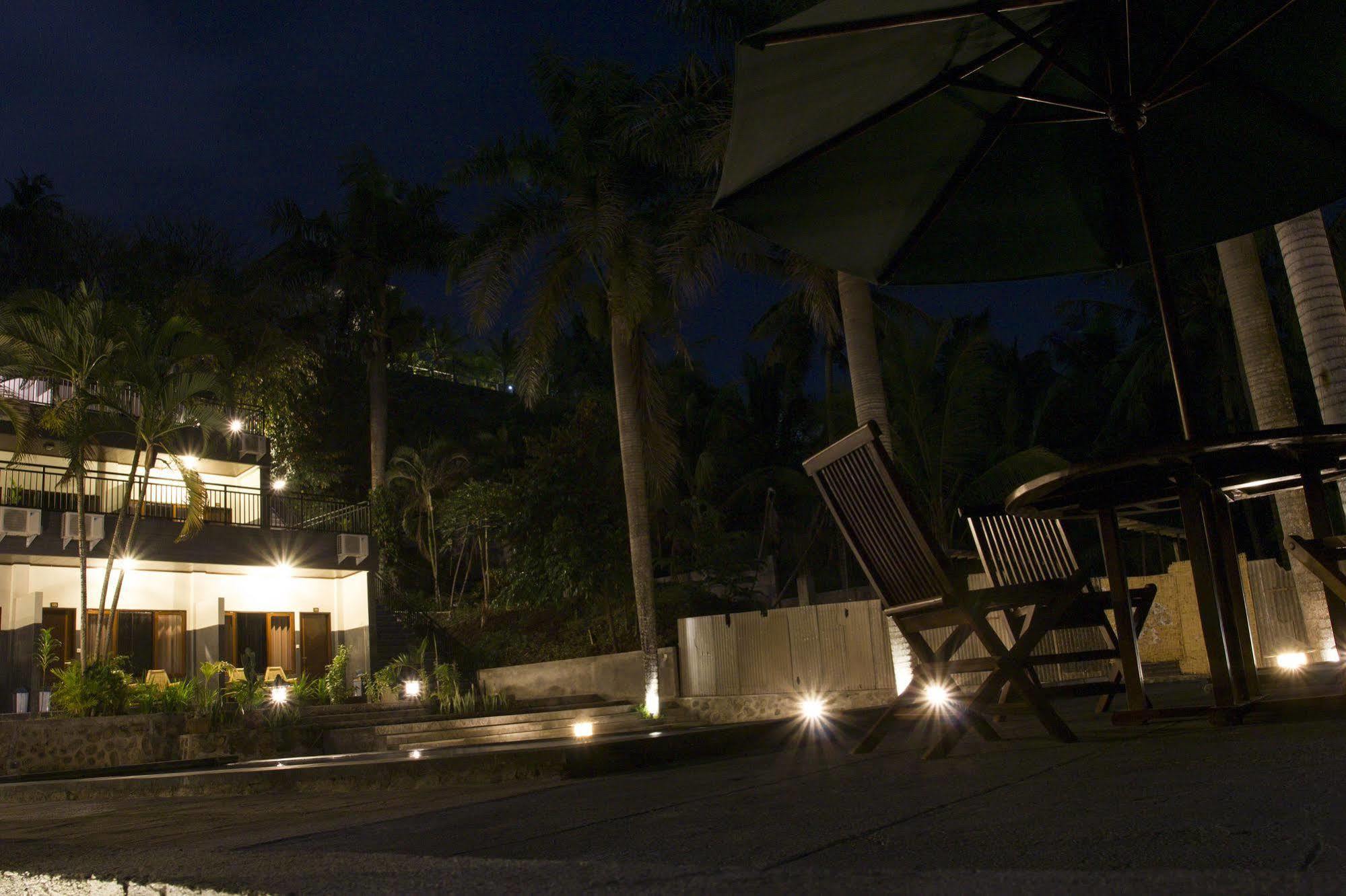 Hotel Bumi Aditya Senggigi Buitenkant foto