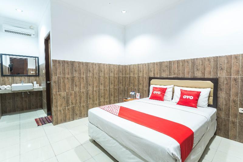 Hotel Bumi Aditya Senggigi Buitenkant foto