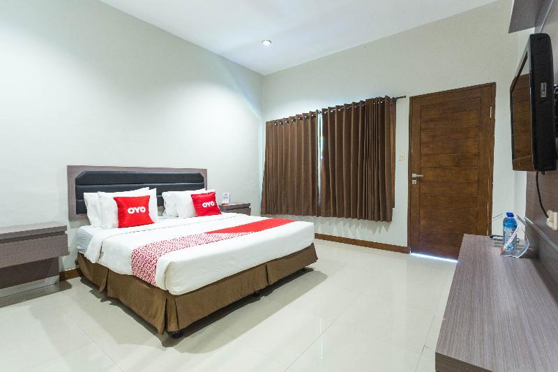 Hotel Bumi Aditya Senggigi Buitenkant foto