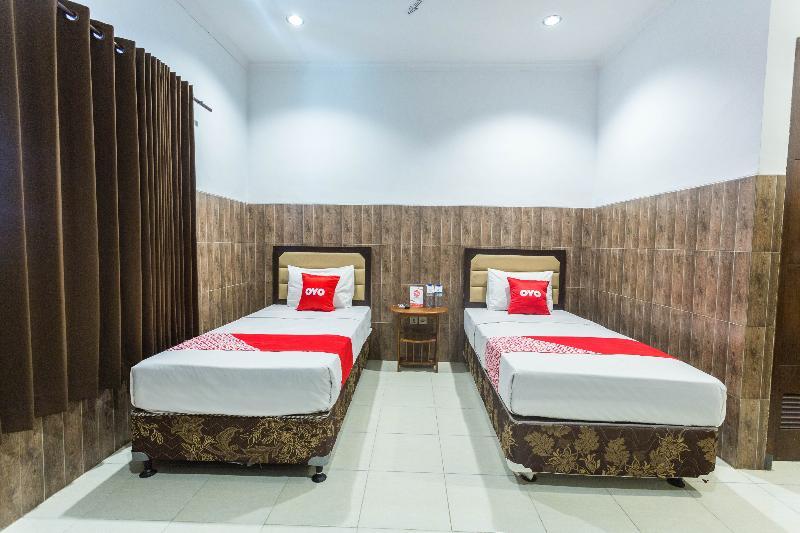 Hotel Bumi Aditya Senggigi Buitenkant foto